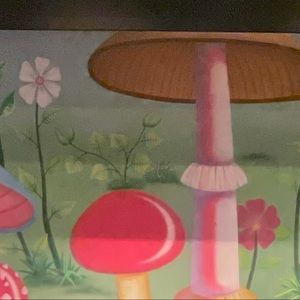 Meet your Posher, Avery